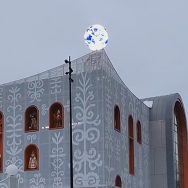 Outdoor P5 Spherical LED Display With 2m Diameter-Russia