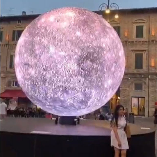 Outdoor P5 Spherical LED Display With 4m Diameter-UK