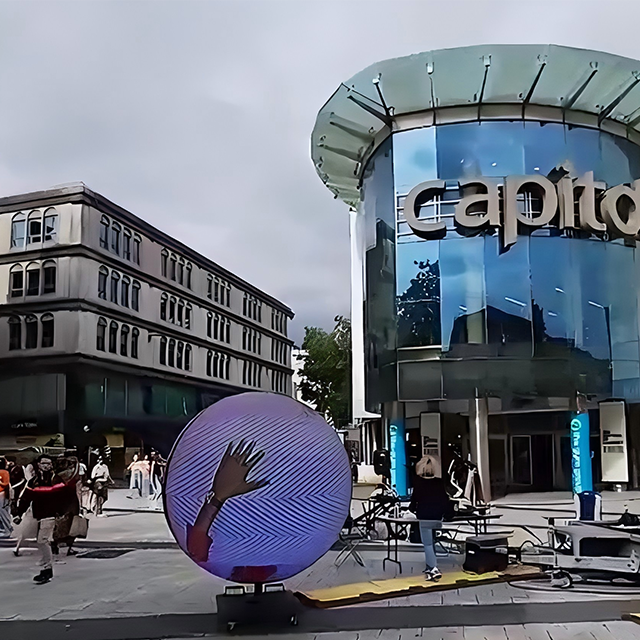 Outdoor Waterproof P5 Spherical LED Display With 2m Diameter-UK